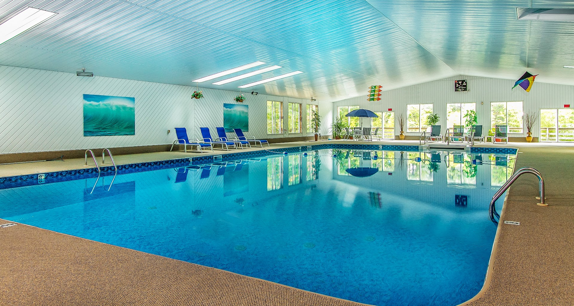 Even'tide Resort & Cottages image 3