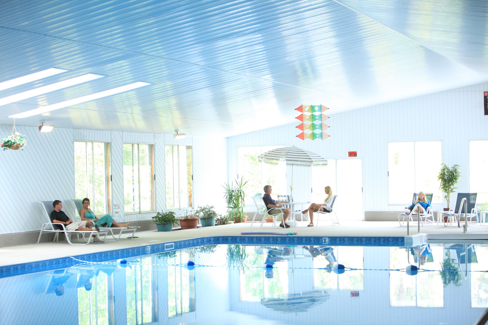 Even'tide Resort & Cottages image 5